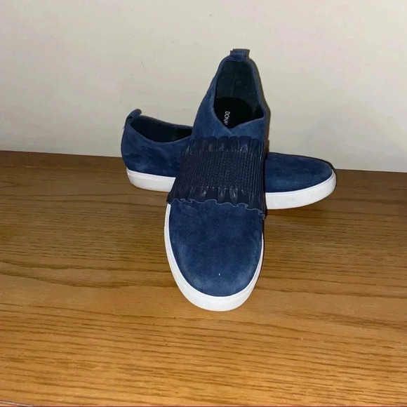 Donald plainer slip ons navy women’s sz 9.5 - Picture 1 of 6
